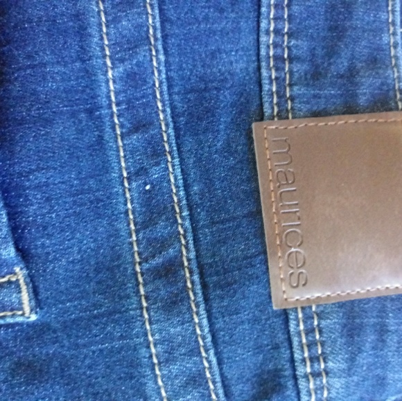 Jeans - Picture 2 of 4